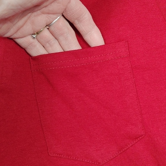 NWT Akewei womens V-NECK Top size medium - Picture 4 of 11